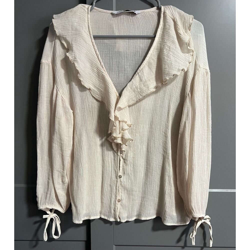 Zara Women V-Neck Ruffle Neck Gauzy Dolman Sleeve Button Up Blouse Medium Boho